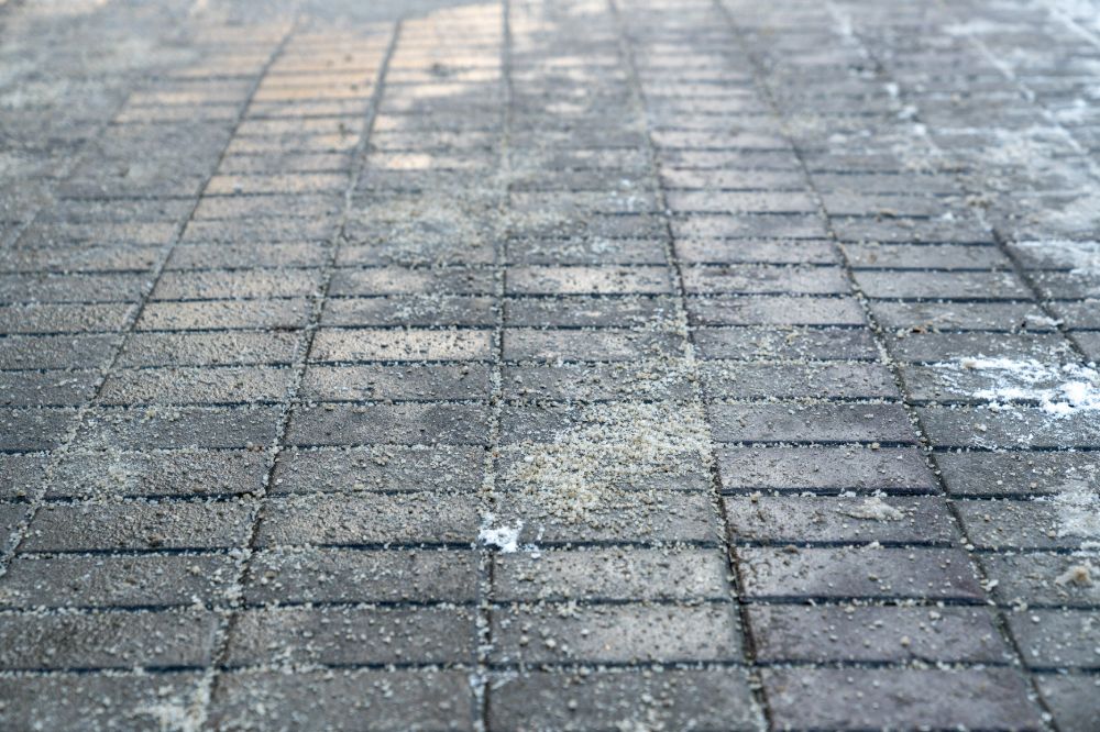 AdobeStock_1196694887 (1) Salting
